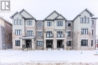 Building Photo - 96 Grassbank Rd