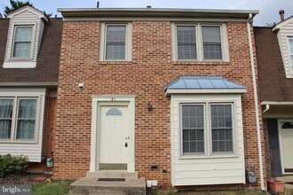 Building Photo - 41 Bralan Ct