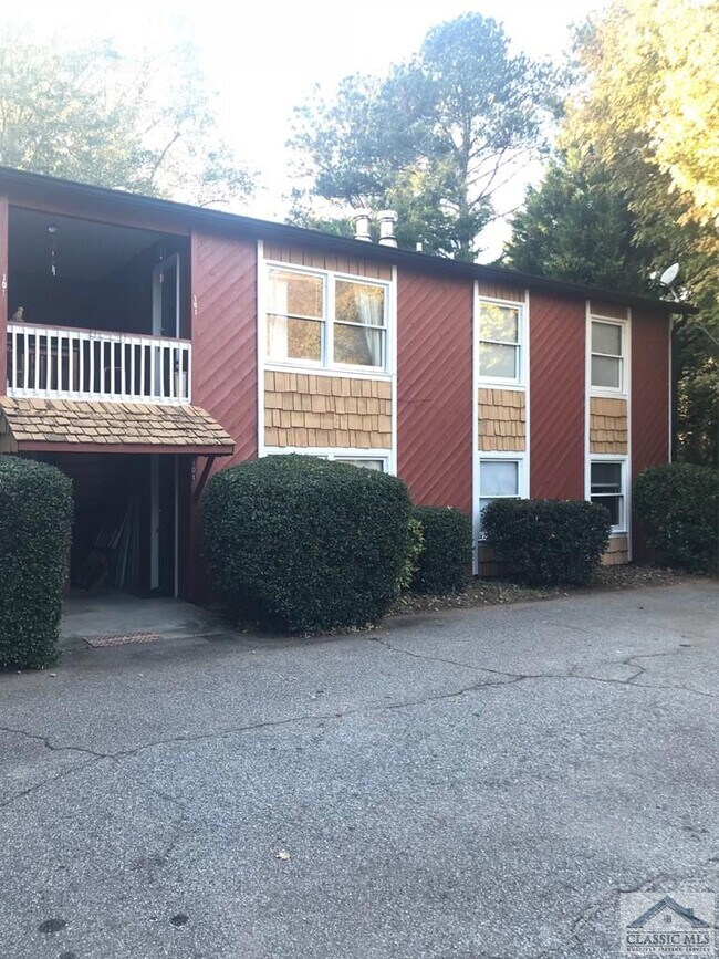 Building Photo - 101 Mark Twain Cir