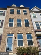 Building Photo - 3781 Vly Frd Wy