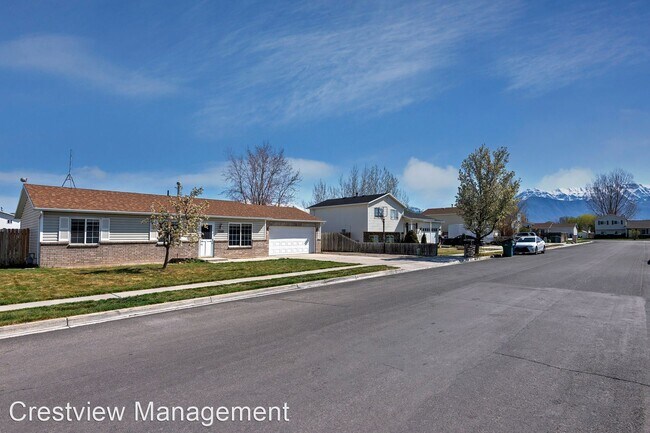 Foto del edificio - 3 br, 2 bath House - 1568 W 525 S