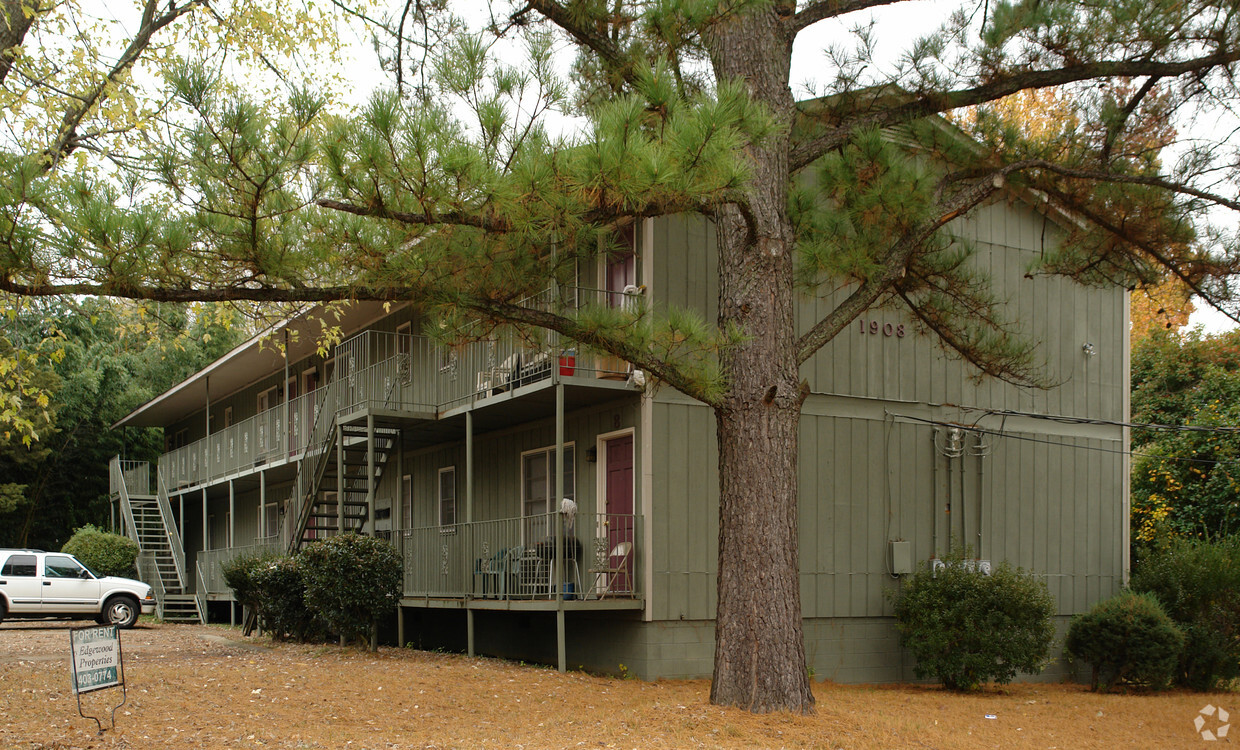 Foto del edificio - Mitchell Apartments
