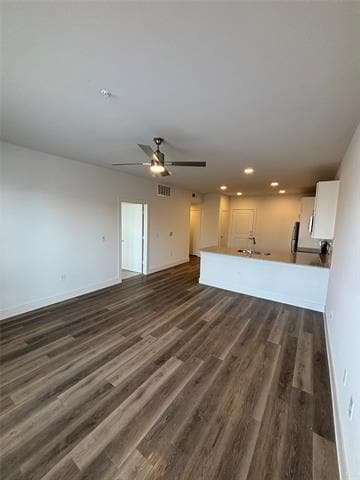 Foto del edificio - 300 N McDonald St