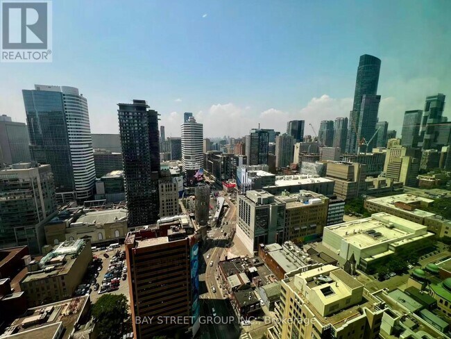 Building Photo - 252 Church St