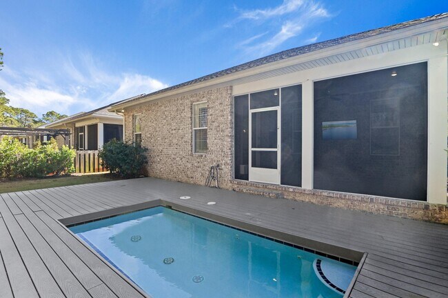 Foto del edificio - 298 Cobalt Ln