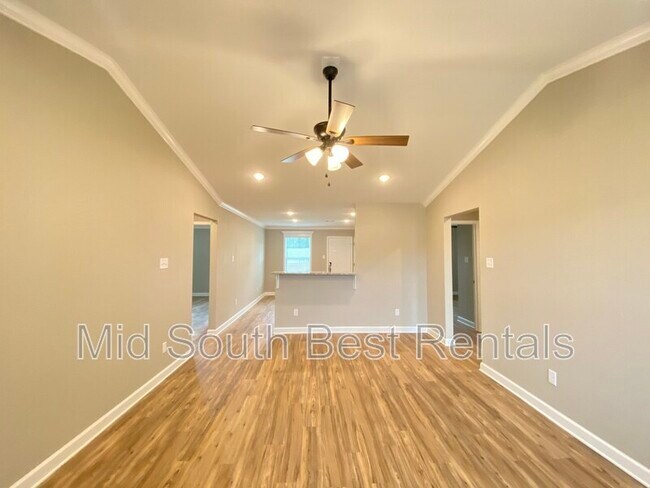 Foto del edificio - 709 Hill Rd