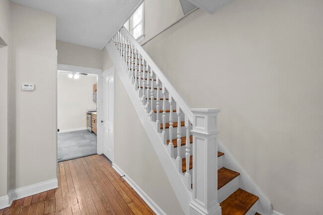 Building Photo - 5354 Gilson Ave