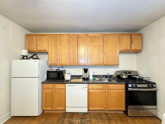 Foto del edificio - 2129 N Dayton St