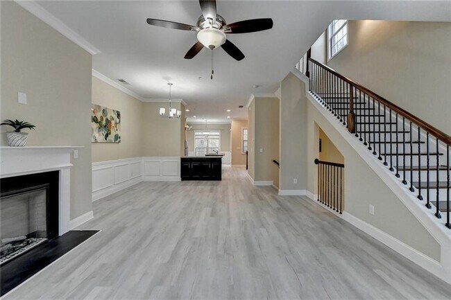 Foto del edificio - 2405 Tenor Ln