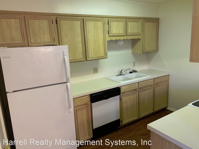 Building Photo - 2 br, 2 bath House - 9112 Woodgate Circle ...