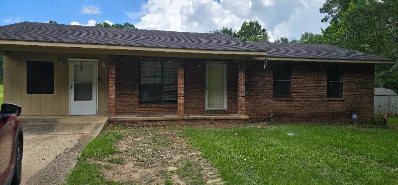 Building Photo - 135 Cedar St
