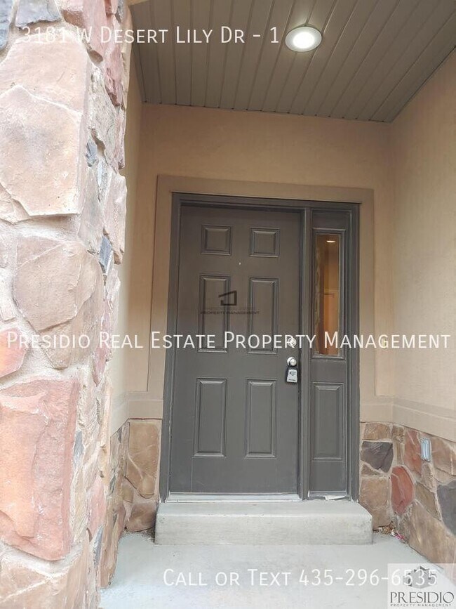 Foto del edificio - 3181 W Desert Lily Dr