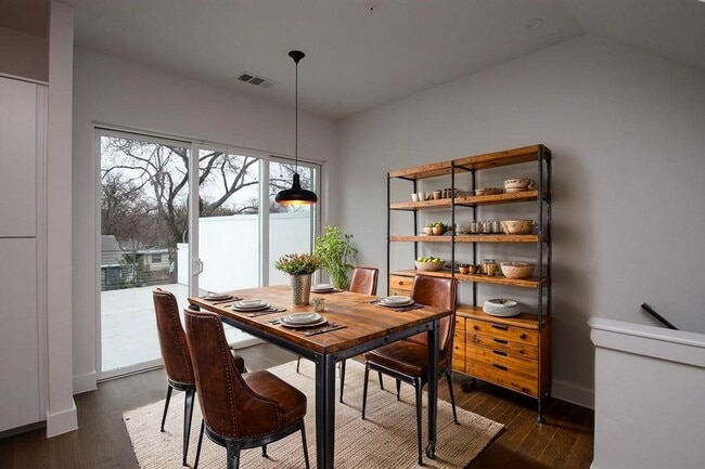 Building Photo - 505 Tillery St