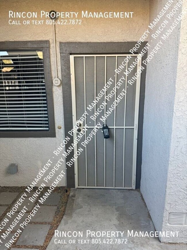 Foto del edificio - **$500 OFF ONE MONTH'S RENT**Casa De Oaks-...