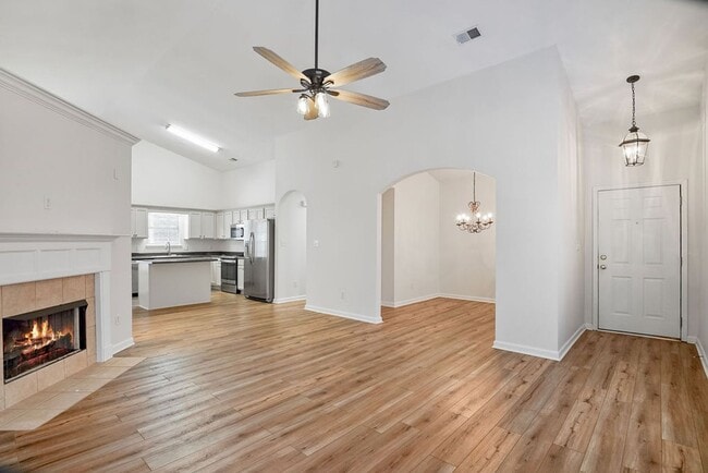 Building Photo - 125 Brook Highland Cove