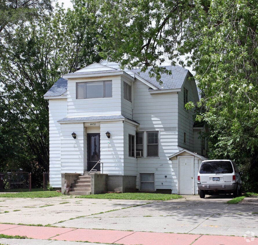 Building Photo - 4450 Beech Daly Rd