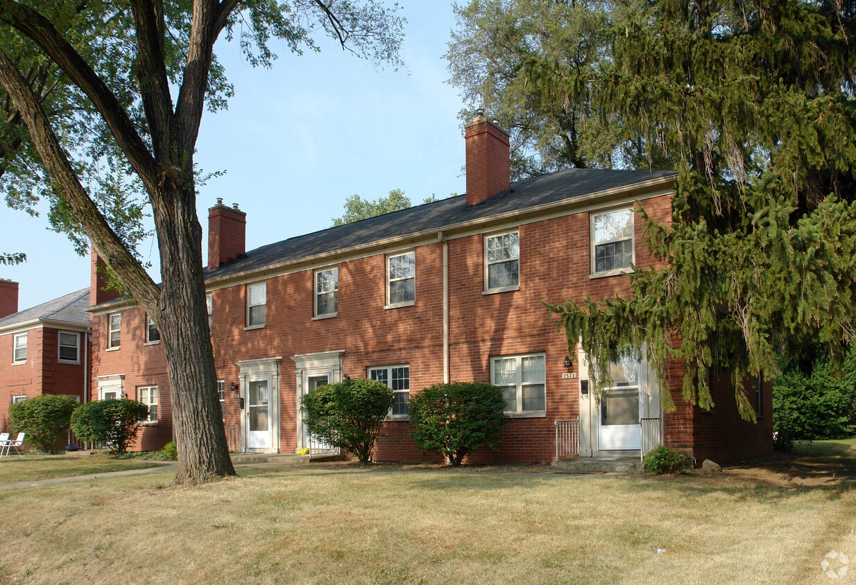 Building Photo - 1565-1571 Northwest Blvd
