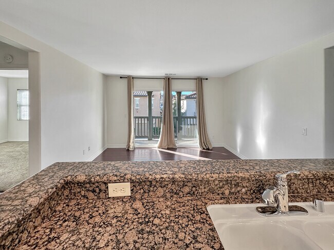 Foto del edificio - 19413 Opal Ln