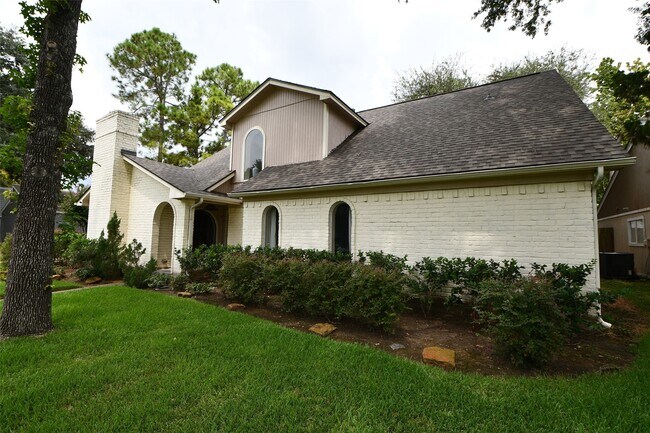 Building Photo - 3410 Plum Brook Ln