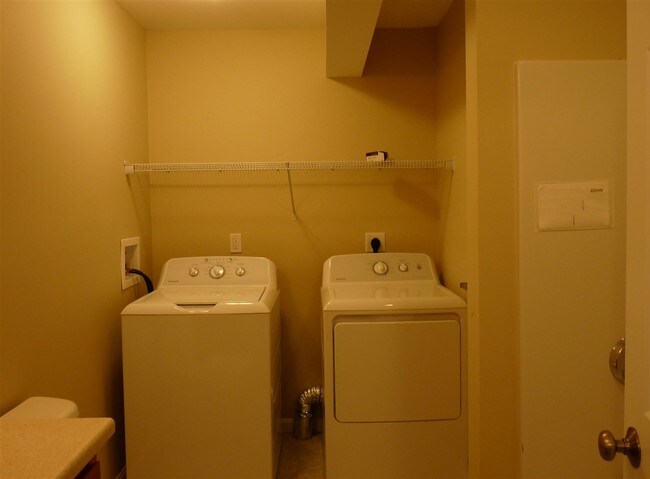 Foto del edificio - 26 Eagle Ridge Rd