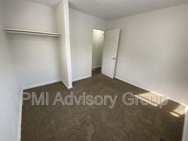 Foto del edificio - 1904 SE Pennsylvania Ave