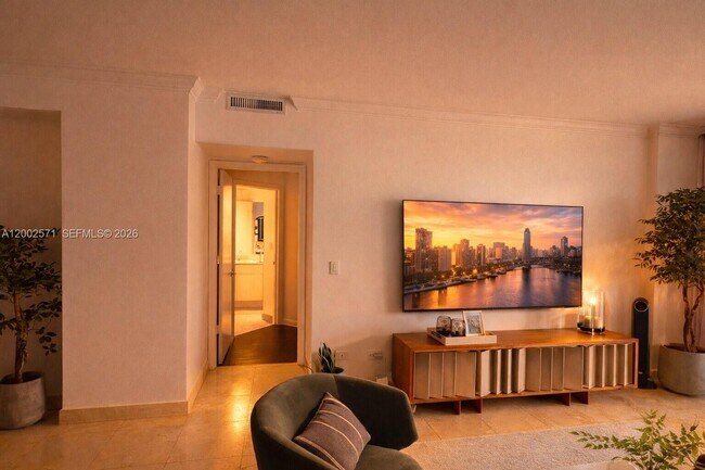 Foto del edificio - 848 Brickell Key Dr