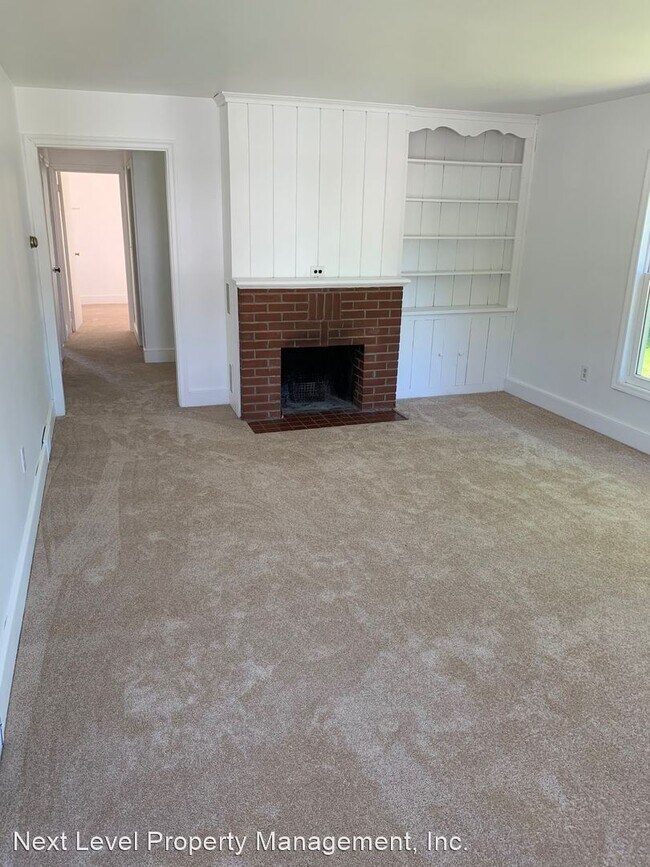 Building Photo - 3 br, 1 bath House - 985 Little Britain Rd