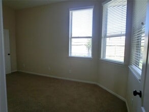 Building Photo - 26930 Harwood Heights Dr