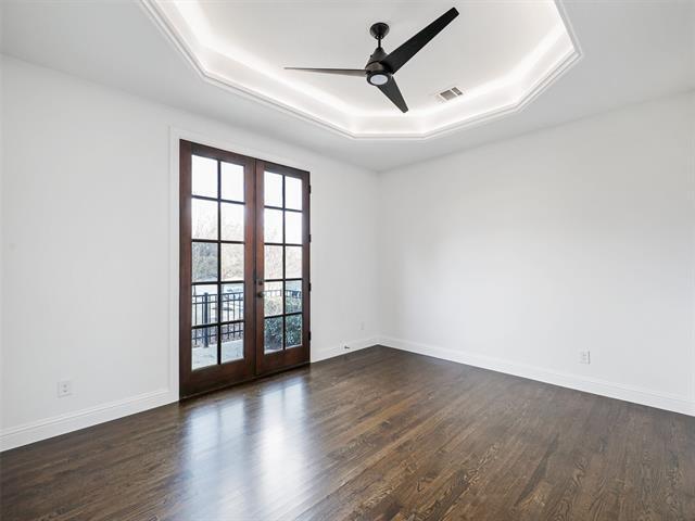 Building Photo - 1500 Le Mans Ln
