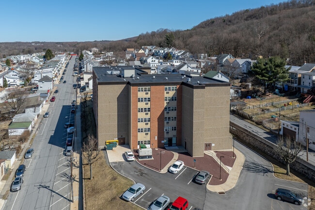 Building Photo - Lansford Mid-Rise