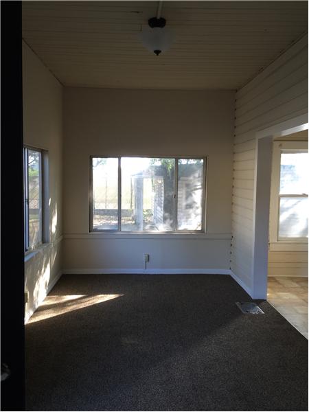 Foto del edificio - 2915 Winter Lake Rd