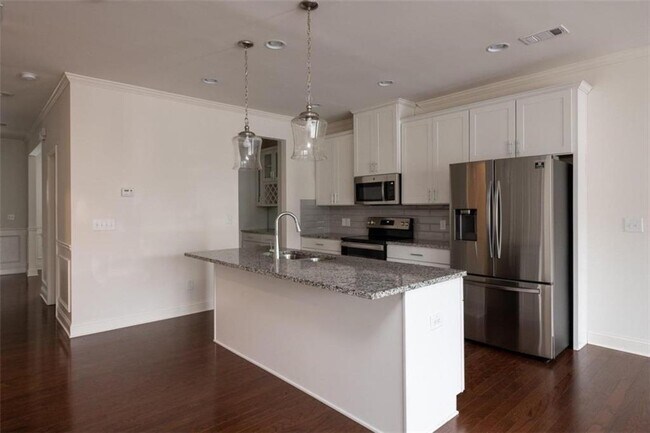Foto del edificio - 142 Kiram Terrace SW