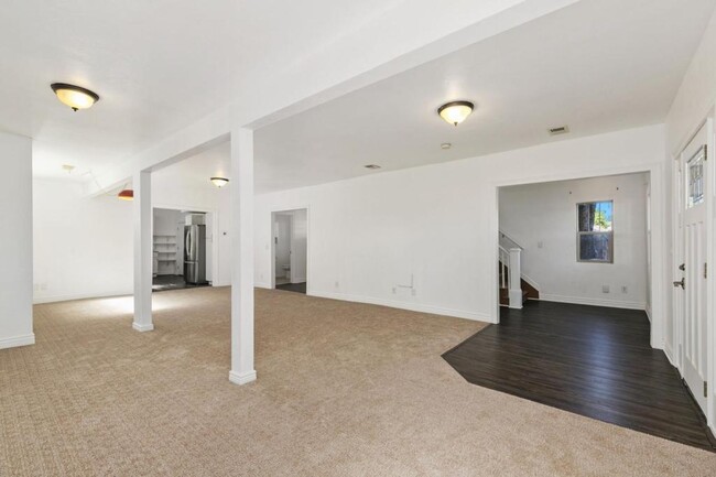 Foto del edificio - 751 N Garfield Ave