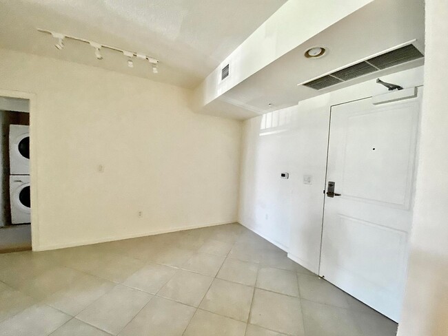 Foto del edificio - 403 S Sapodilla Ave