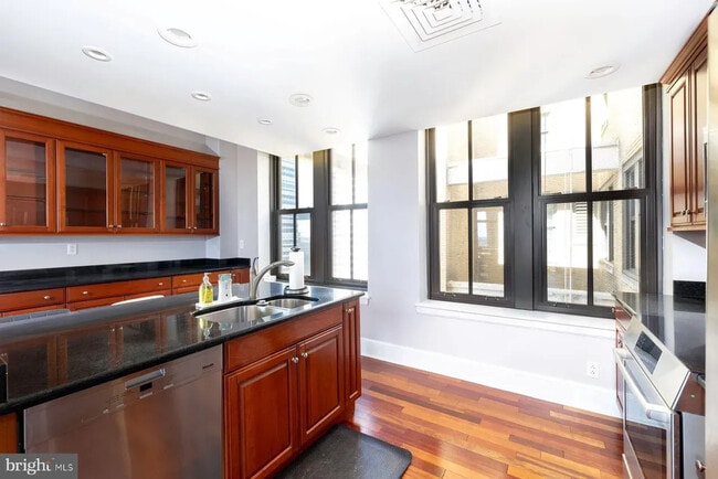Photo - 1500 Chestnut St-20A Apartment