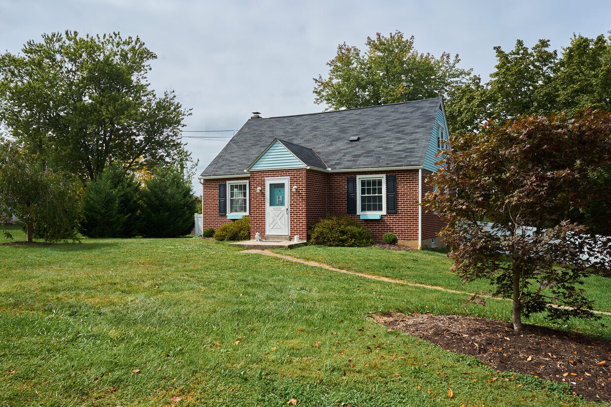Exterior - 1604 Clearview Rd