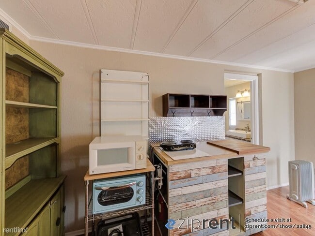 Building Photo - Studio, 1 bath House - 519 W Taylor St, Sa...