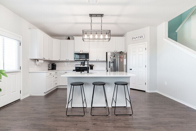 Foto del edificio - Move In Ready