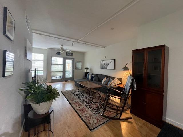 Foto del edificio - 711 W 26th St