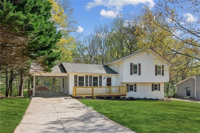 Building Photo - 2453 Falcon Ct