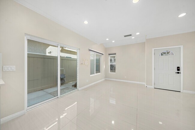 Foto del edificio - 342 Pasadena Ave