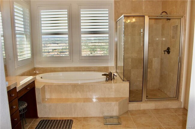 Foto del edificio - 27601 Homestead Rd