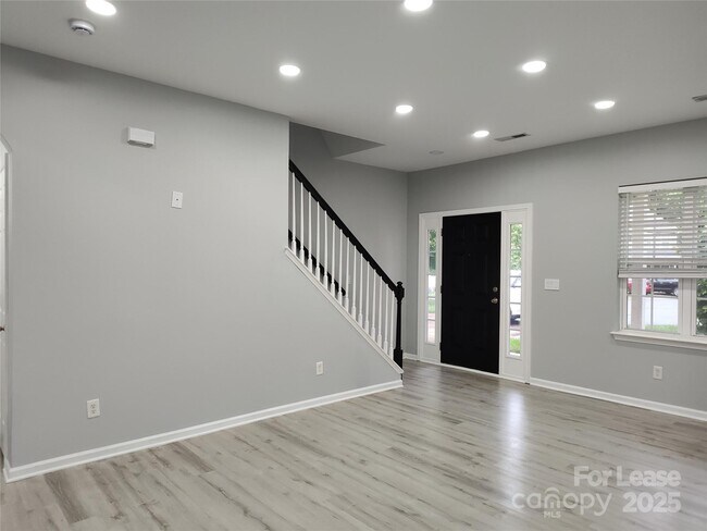 Building Photo - 469 Laurel Fork Dr