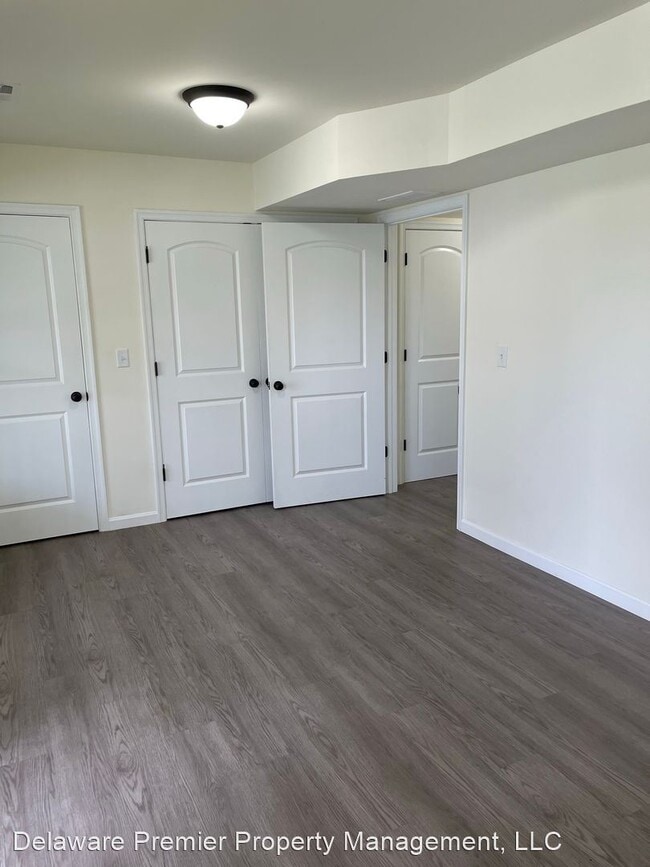 Building Photo - 3 br, 2.5 bath House - 113 Spelt Drive