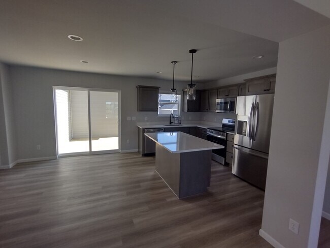 Foto del edificio - 9219 Rustic Pine Rd