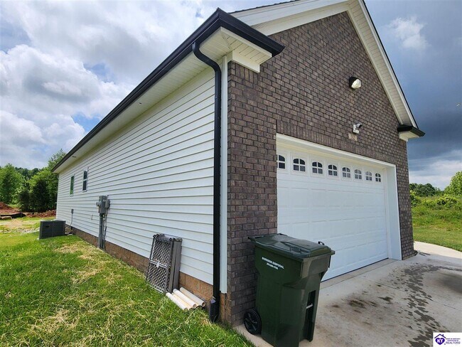 Building Photo - 312 Turner Ct