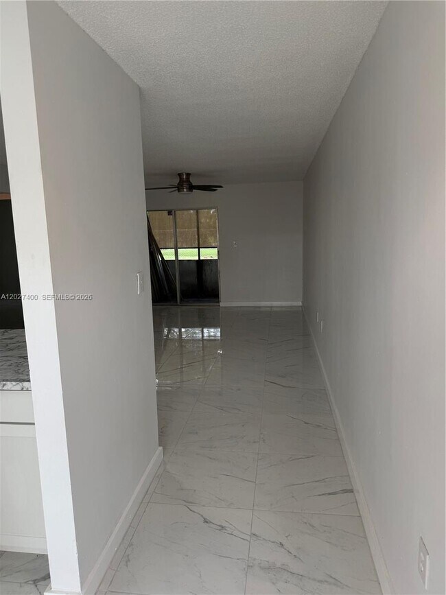 Foto del edificio - 2272 SW 81st Ave