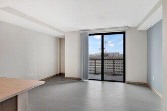 Interior Photo - NoVo