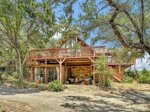 Building Photo - 18304 W Reed Park Rd