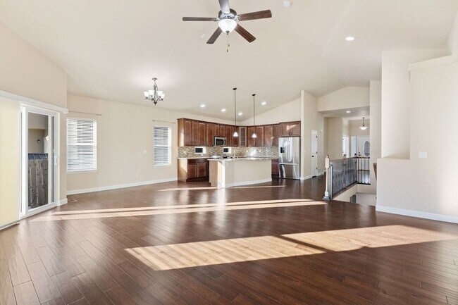 Foto del edificio - 7563 Bigtooth Maple Dr